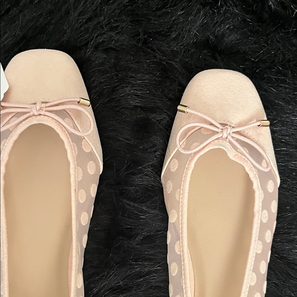 Elegant Peach Ballet Flats - Picture 3 of 4